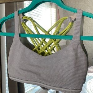 Lululemon sports bra